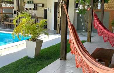 Imagem 7: Casa temporada. Piscina, Churrasqueira, Acomodam 15 pessoase4 Vagas na...