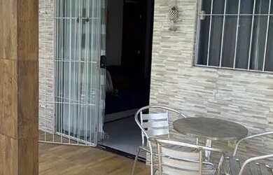 Imagem 1: Aluguel por temporada. Acomodam 10 pessoas, 3 Vagas na garageme4 Dormitórios