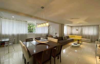 Imagem: O apartamento possui 4 Dormitórios, 5 Banheiros, 4 Vagas na