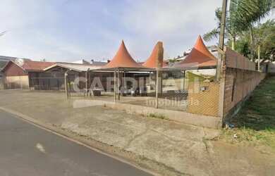 Imagem: O depósito possui 5 Vagas na garagem, 134m² de Área e está