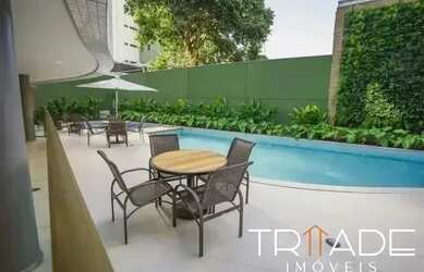 Imagem: O apartamento possui 4 Dormitórios, 4 Banheiros, 2 Vagas na