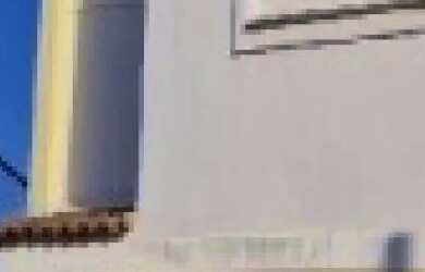 Imagem: A casa possui 3 Dormitórios, 1 Banheiro, 144m² de Área e