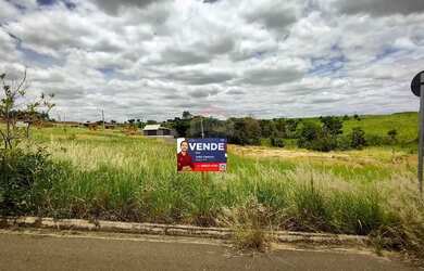 Imagem: O terreno possui 150m² de Área, Imóvel novo e está localizado