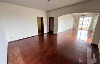 Imagem: O apartamento possui 3 Dormitórios, 4 Banheiros, 2 Vagas na
