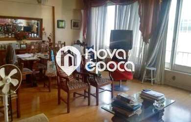 Imagem: O apartamento possui 4 Dormitórios, 4 Banheiros, 1 Vaga na