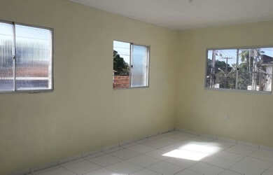 Imagem: A casa possui 2 Dormitórios, 2 Banheiros e 160m² de Área