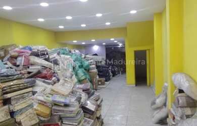 Imagem 1: Loja Comercial para venda ou locação na Amaral Peixoto com total de...