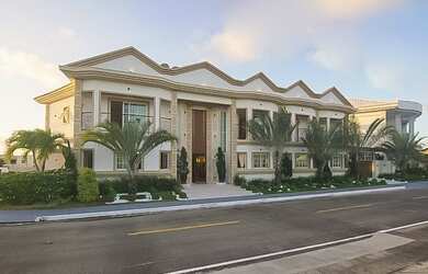 Imagem: A casa em condomínio possui 4 Dormitórios, 4 Banheiros, 4