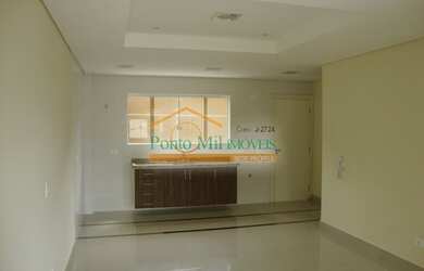 Imagem: A casa possui 3 Dormitórios, 2 Banheiros, 1 Vaga na garagem