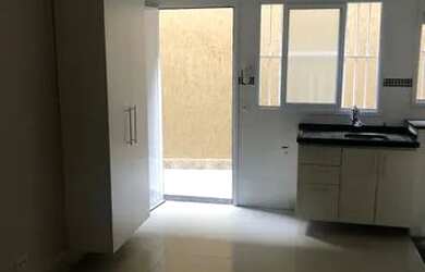 Imagem: O apartamento possui 1 Dormitório, 1 Banheiro, 40m² de Área