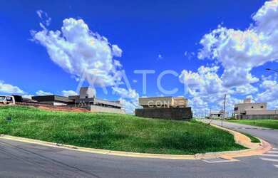 Imagem: O terreno possui 306m² de Área e está localizado em Jardins