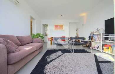 Imagem: O apartamento possui 3 Dormitórios, 2 Banheiros, 1 Vaga na