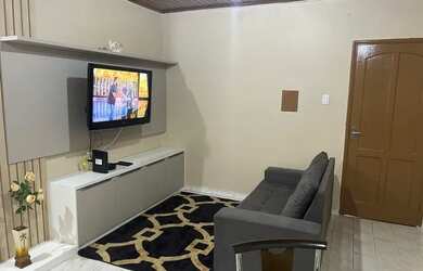 Imagem: O apartamento possui 2 Dormitórios e está localizado em Glória