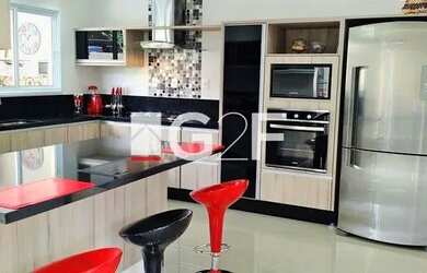 Imagem 6: Casa Swiss Park. Piscina, Churrasqueira, VarandaeGuarda roupa