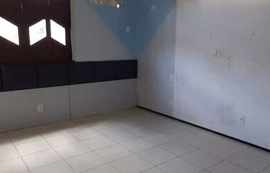 Imagem 2: Alugo casa no Calhau. 5 Vagas na garageme5 Dormitórios