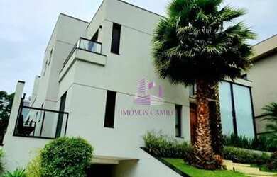 Imagem: A casa em condomínio possui 4 Dormitórios, 5 Banheiros, 5