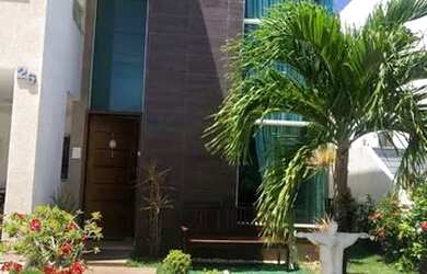 Imagem: A casa em condomínio possui 4 Dormitórios, 5 Banheiros, 2