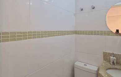 Imagem 9: Casa com 3 suítes - venda por R$ 910.000 ou aluguel por R$ 5.390/mês...