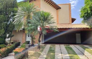 Imagem: A casa em condomínio possui 4 Dormitórios, 5 Banheiros, 5