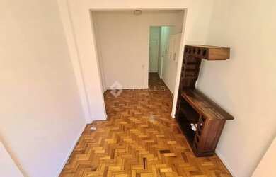 Imagem: A kitnet possui 1 Dormitório, 1 Banheiro, 28m² de Área e