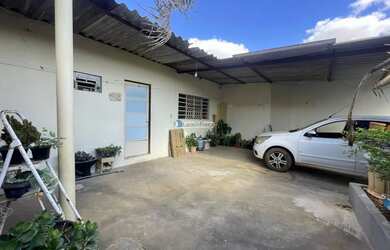 Imagem 9: CASA COM KIT NO FUNDO ARAPOANGA PLANALTINA DF