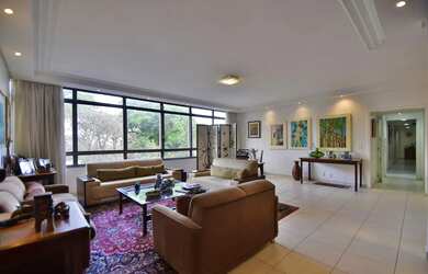 Imagem 3: APARTAMENTO À VENDA - 246m2 - 5 quartos/2 suítes - vazado - SQS 114...