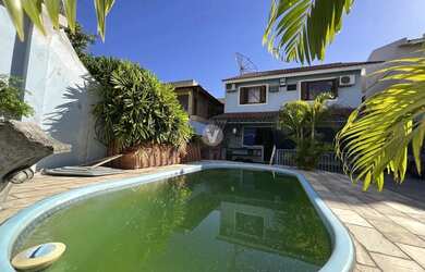 Imagem 3: Casa Triplex EXCLUSIVA INVISTA, 4 dormitórios ao lado da Avenida Medianeira