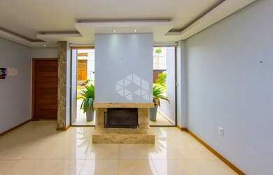 Imagem 5: Vende-se Casa de Alto Padrão no Condomínio Parque das Oliveiras Próximo à Sede Campestre d