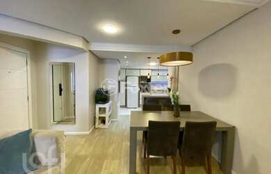 Imagem: O apartamento possui 4 Dormitórios, 1 Banheiro, 2 Vagas na