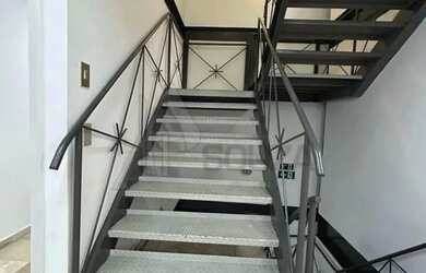 Imagem 2: Prédio Comercial para Alugar, Água Fria, 400m², garagem, salas, 2 copas,...