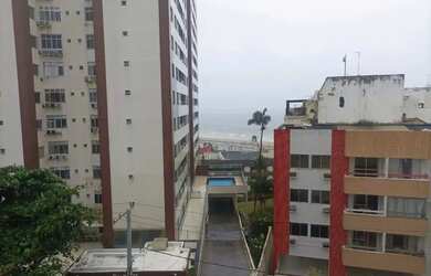 Imagem: O apartamento possui 4 Dormitórios, 2 Banheiros, 2 Vagas na