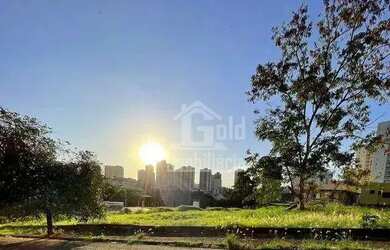 Imagem: O terreno possui 1.240m² de Área e está localizado em Jardim