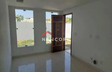 Imagem: A casa possui 3 Dormitórios, 2 Banheiros, 1 Vaga na garagem