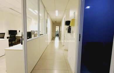 Imagem 4: Conjunto de salas para locação com acabamento de alto luxo no Lourdes ,235 m² e 2 vagas