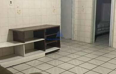 Imagem 11: Prédio Residencial com 4 apartamentos, faturamento R$ 7 mil mensal, TROCO POR CARROS em Fl