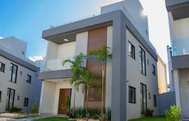 Imagem: A casa em condomínio possui 4 Dormitórios, 4 Banheiros, 3