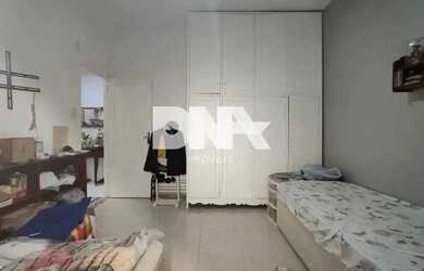 Imagem: O apartamento possui 2 Dormitórios, 2 Banheiros e 84m² de