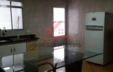 Imagem: A casa possui 2 Dormitórios, 2 Banheiros, 2 Vagas na garagem