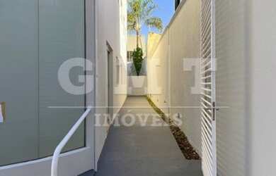 Imagem: O depósito possui 387m² de Área e está localizado em Alto