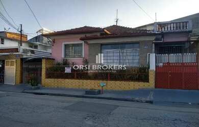 Imagem: A casa possui 5 Dormitórios, 5 Banheiros, 380m² de Área e