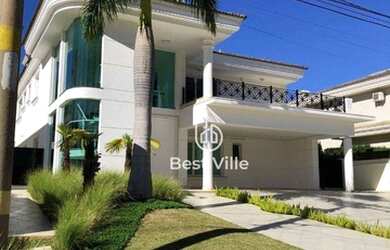 Imagem: A casa em condomínio possui 5 Dormitórios, 5 Banheiros, 5