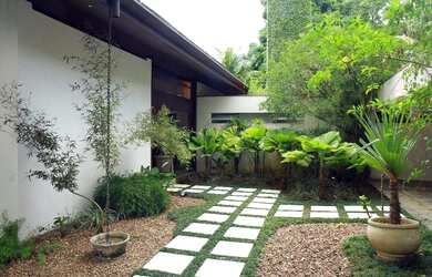 Imagem 7: Casa cinematográfica em condomínio pé na areia - Praia da Feiticeira...