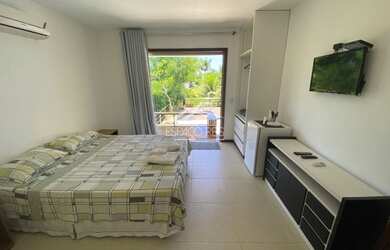 Imagem 16: Maravilhosa casa Na Ferradura com 6 suítes ao Lado da Praia da Ferradura-...