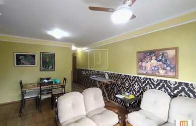 Imagem: O apartamento possui 4 Dormitórios, 2 Banheiros, 2 Vagas na