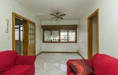 Imagem: O apartamento possui 2 Dormitórios, 1 Banheiro e 72m² de Área