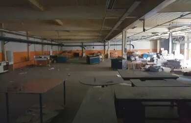 Imagem: O depósito possui 1.400m² de Área e está localizado em