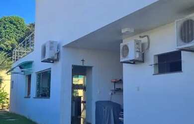 Imagem: A casa em condomínio possui 4 Dormitórios, 5 Banheiros, 4