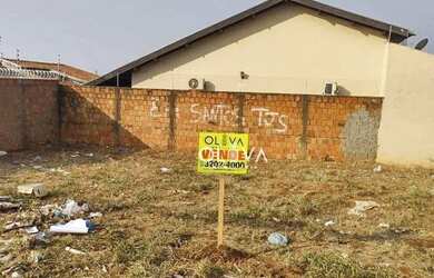 Imagem: O terreno possui 350m² de Área e está localizado em Jardim