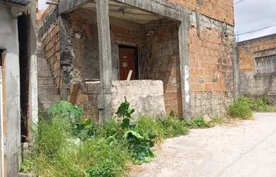 Imagem: A casa possui 2 Dormitórios, 1 Banheiro e está localizado