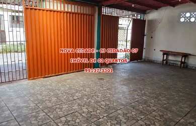 Imagem: A casa possui 2 Dormitórios, 2 Banheiros, 2 Vagas na garagem